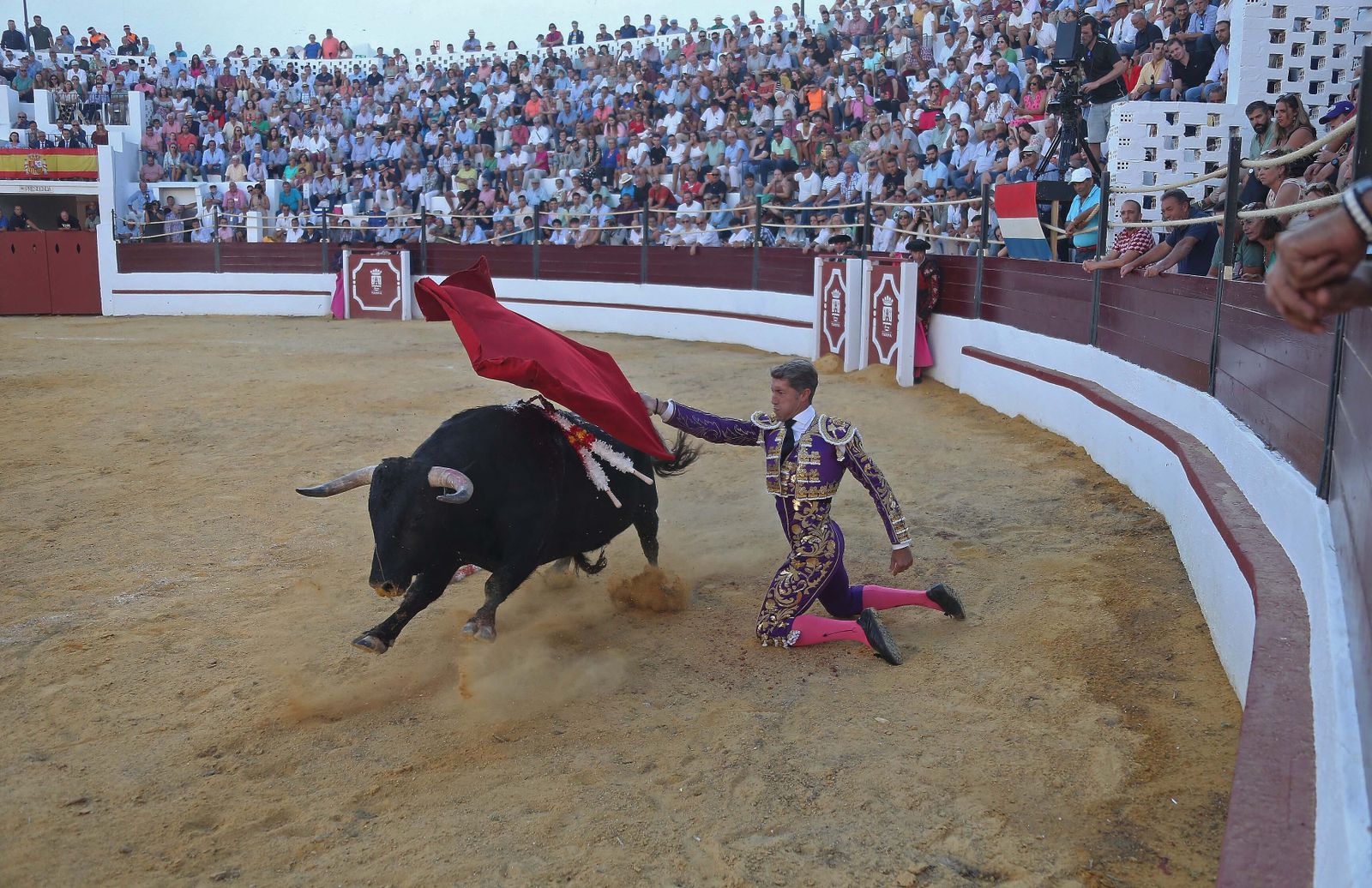Tarifa recupera su plaza de toros