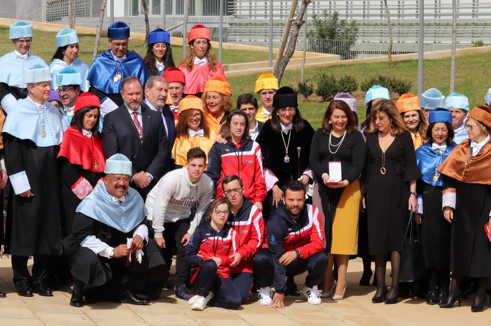 Imágenes del acto de conmemoración del Día de la Universidad de Huelva