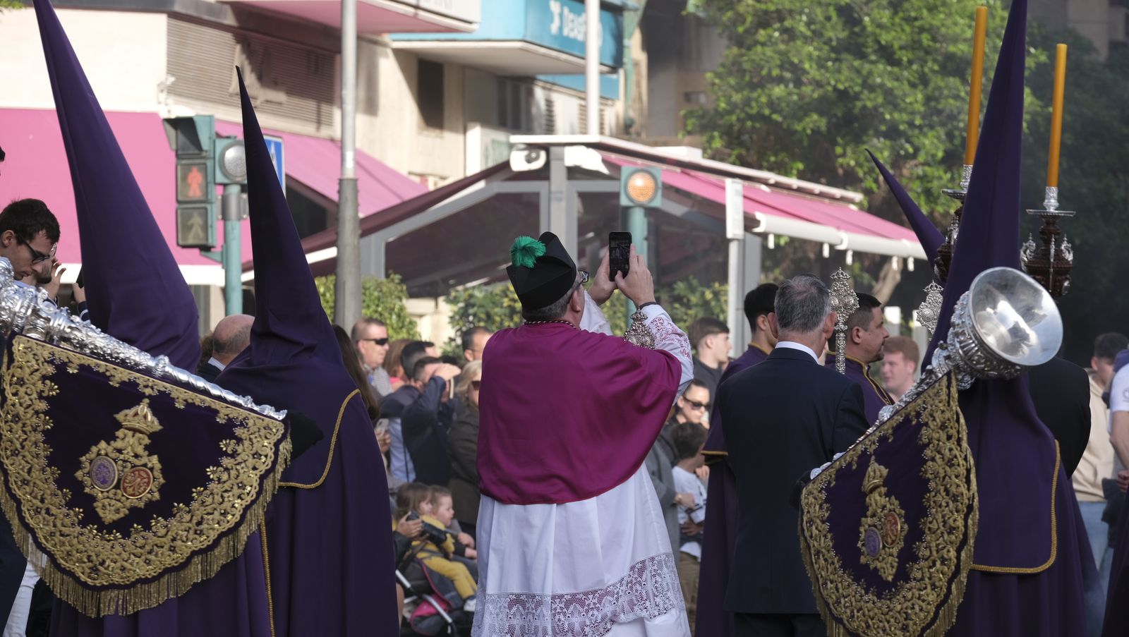La procesión de Pasión en Almería, en imágenes