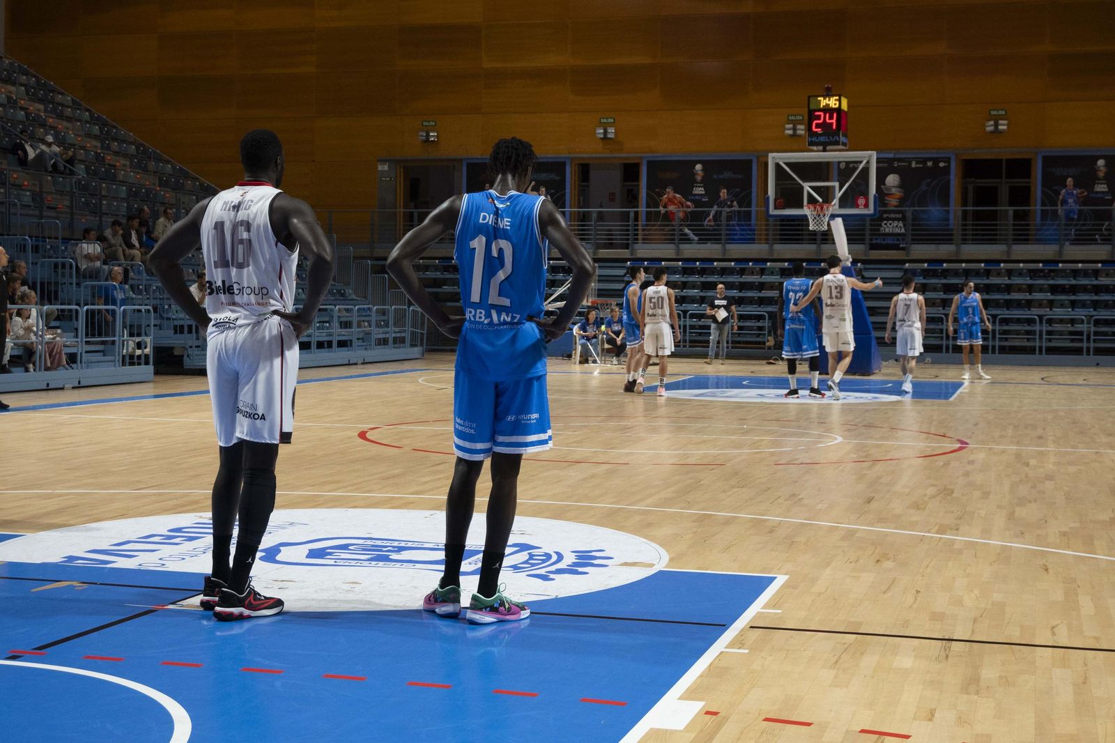 Imágenes del partido entre el Ciudad de Huelva y Biele ISB