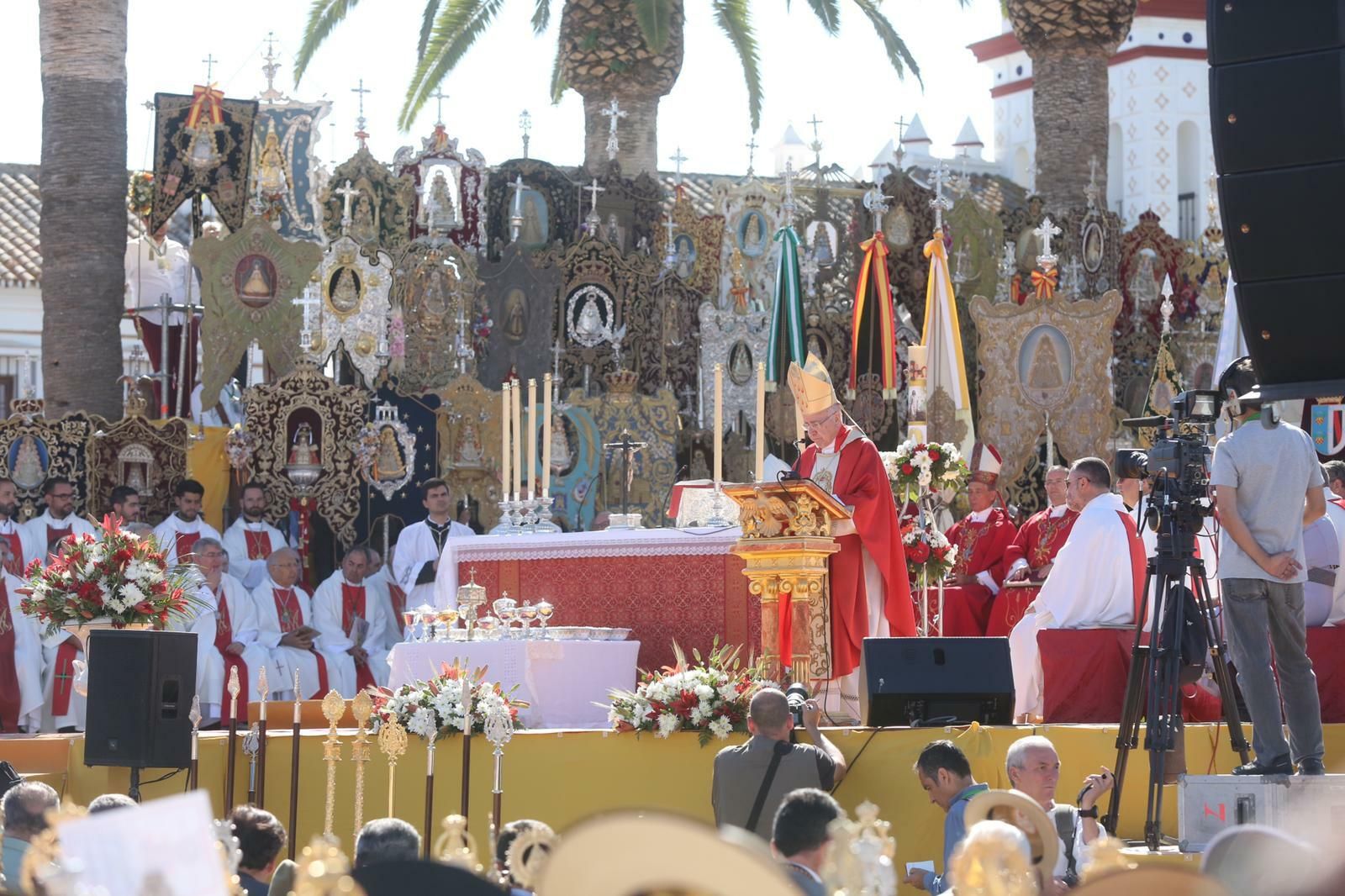 El obispo de Huelva, en su homilía.