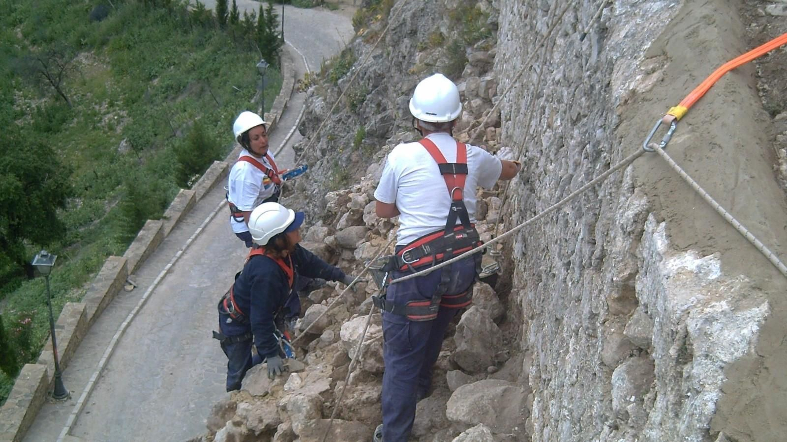 Estudios arqueológicos sobre la frontera nazarí en la provincia de Cádiz