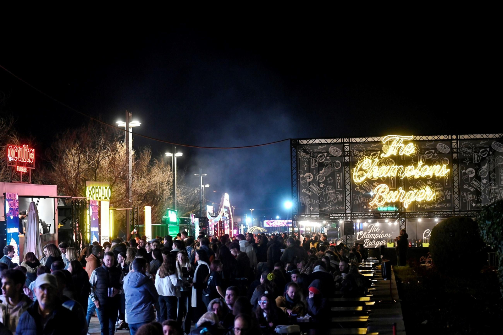 The champions burger (11495359).jpg