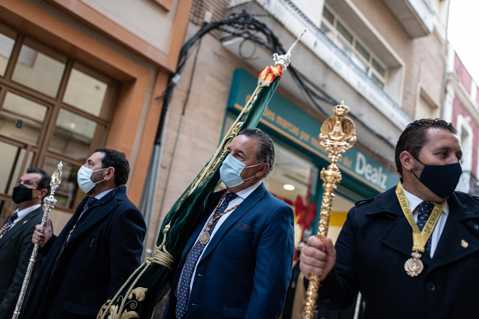 Imágenes de la Inmaculada Concepción procesionando por las calles de Huelva
