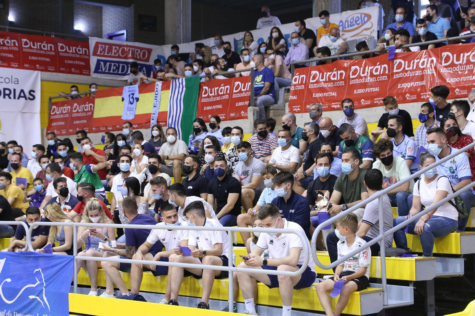 Fotogalería del primer partido de ascenso a Primera División EJIDO FUTSAL-MANZANARES