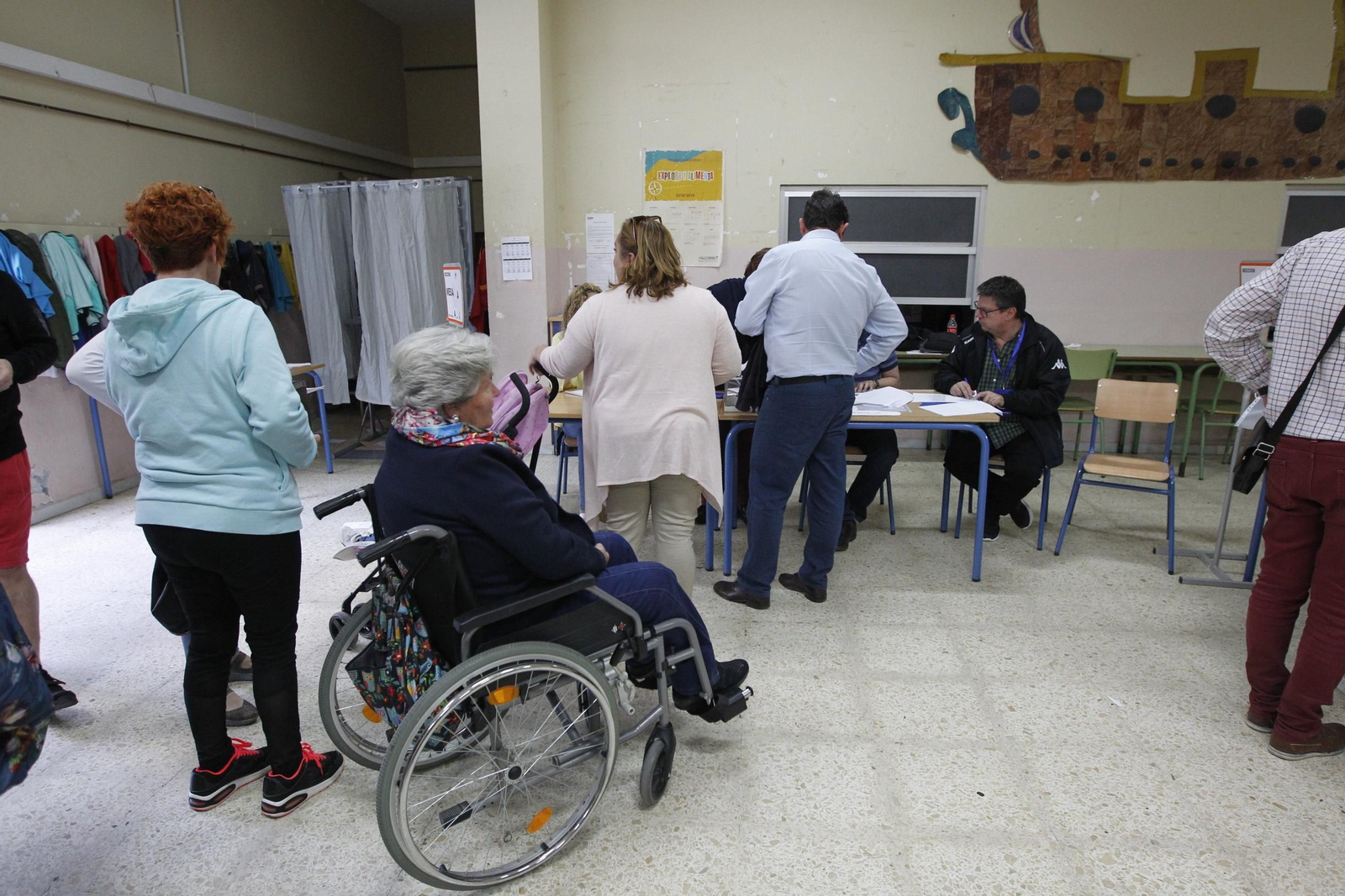 Fotogalería votaciones Elecciones Generales 2019. Almería