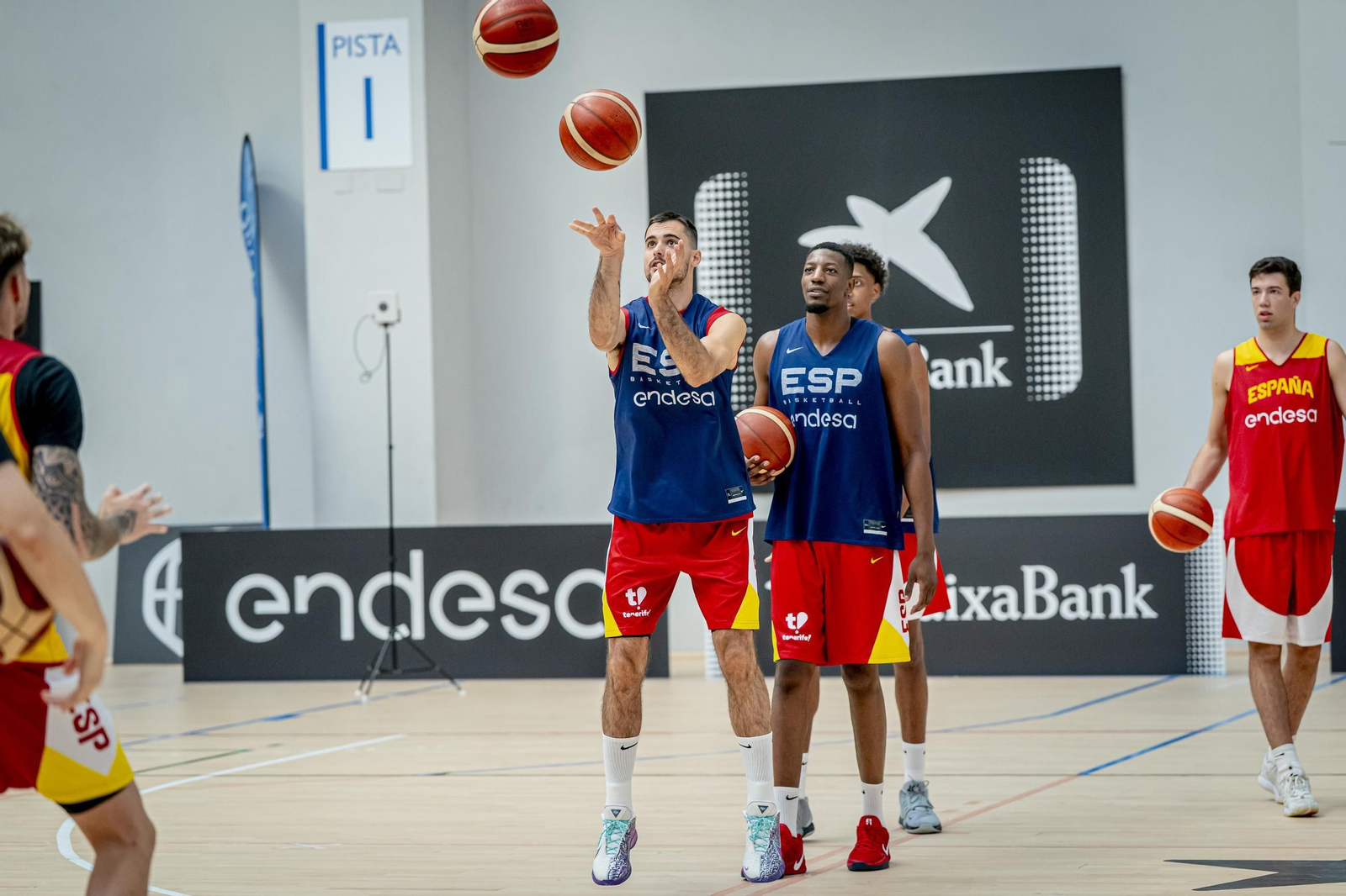 España acaba su trabajo en Madrid antes de venir a Málaga