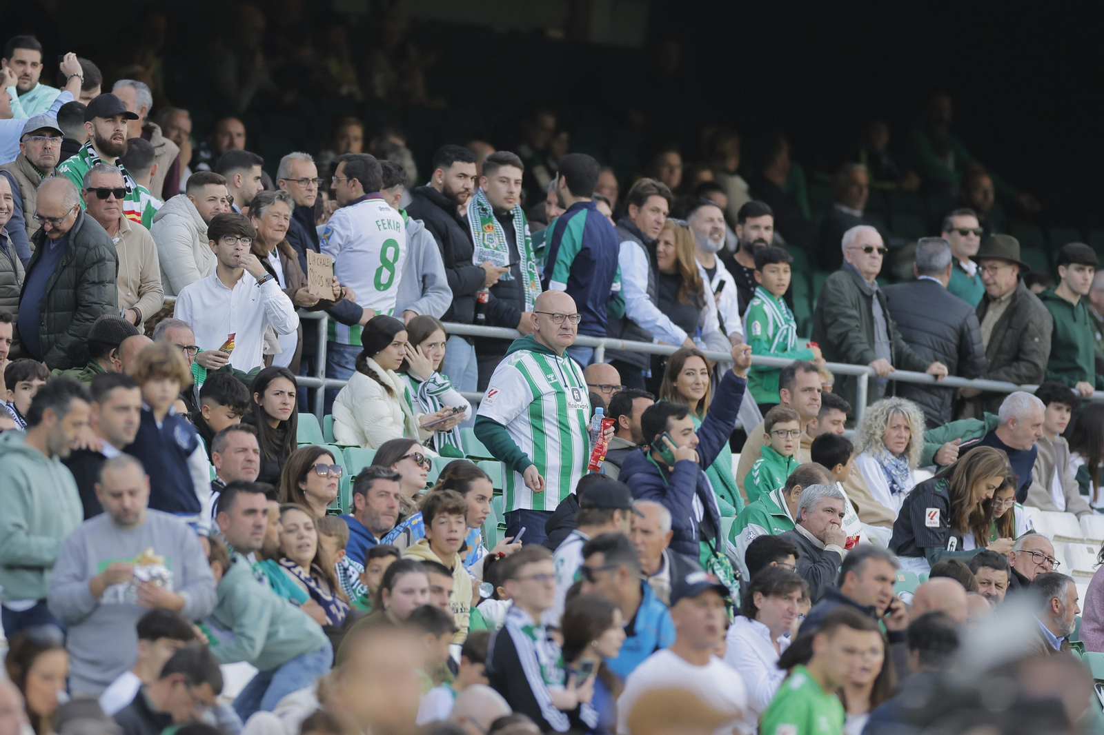 Búscate en las fotos del Betis-Real Madrid