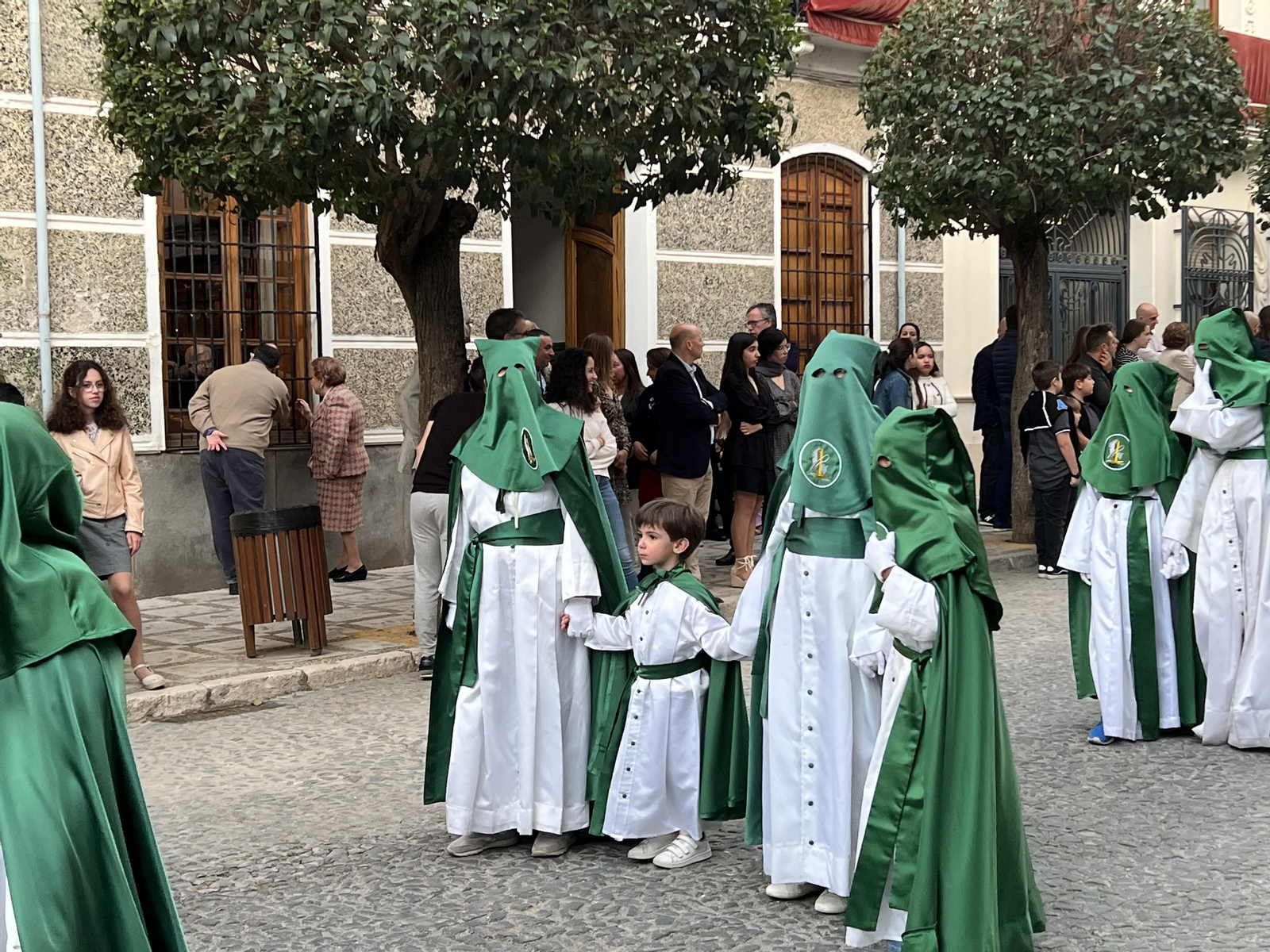 Jueves Santo en Priego de Córdoba:  La procesión de Jesús en la Columna, en imágenes