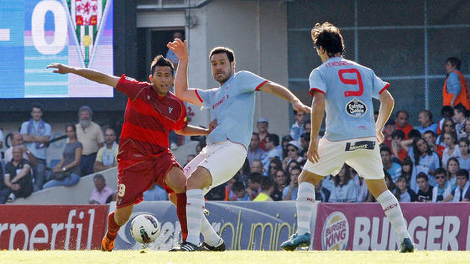 El Córdoba se clasifica para los 'play off' tras empatar sin goles con el Celta.

Foto: LOF