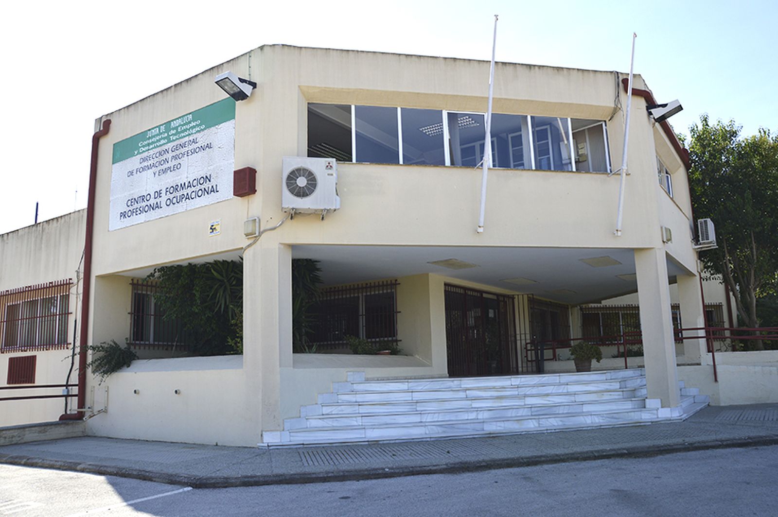 Fachada principal del edificio