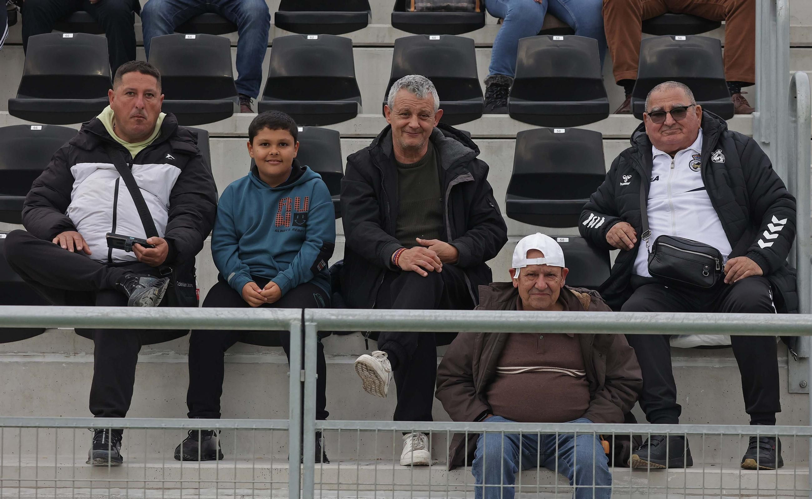 Búscate en el Ciudad de La Línea durante el Balona - Estepona de Segunda Federación