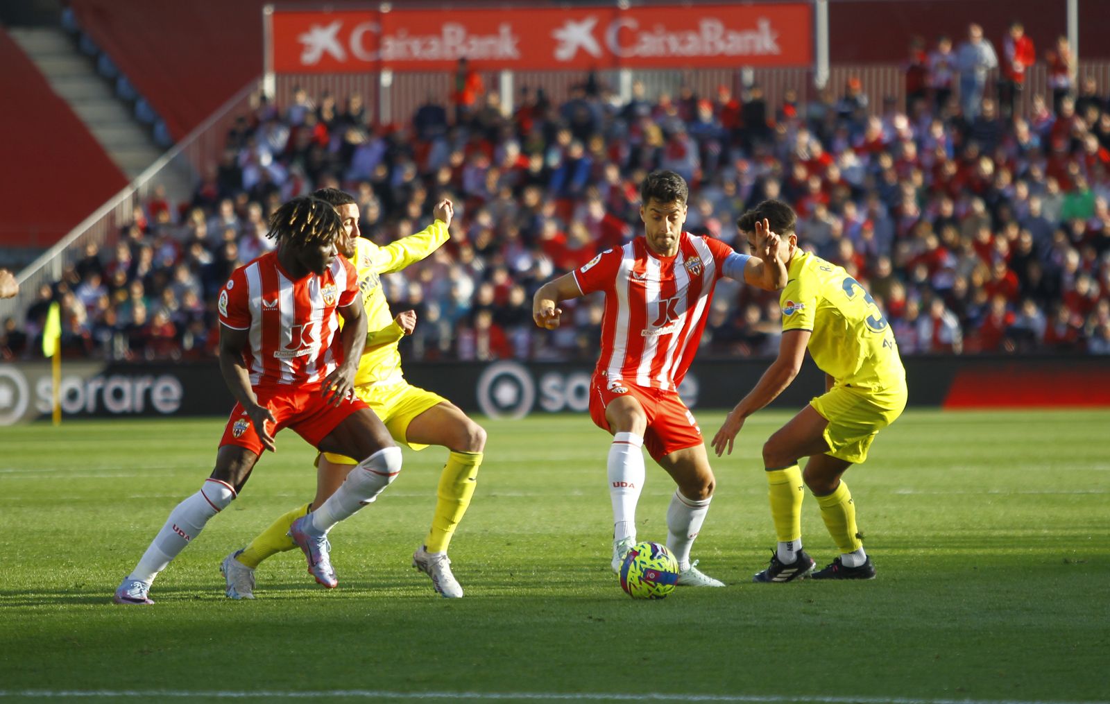 Imágenes de la derrota de la U.D. Almería ante el Villarreal por 0 a 2