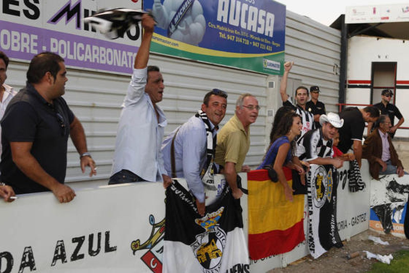 La Balona cae en su regreso a Miranda en un gran partido y queda fuera del torneo./Fotos:LOF

Foto: LOF