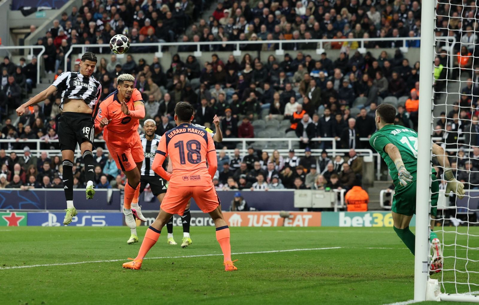 Las fotos del Newcastle-Barcelona