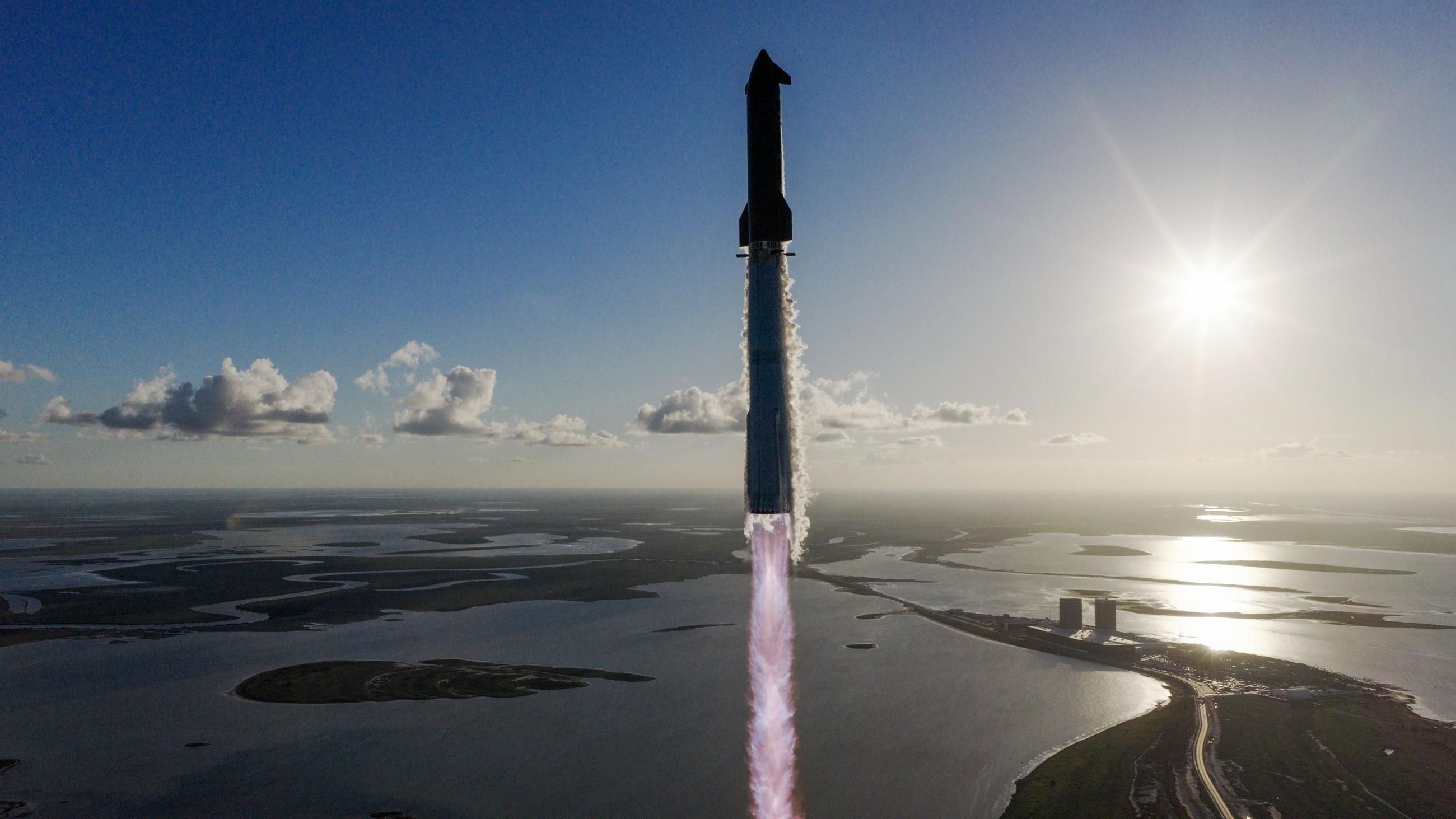SpaceX lleva a cabo con éxito el undécimo vuelo de prueba del Starship