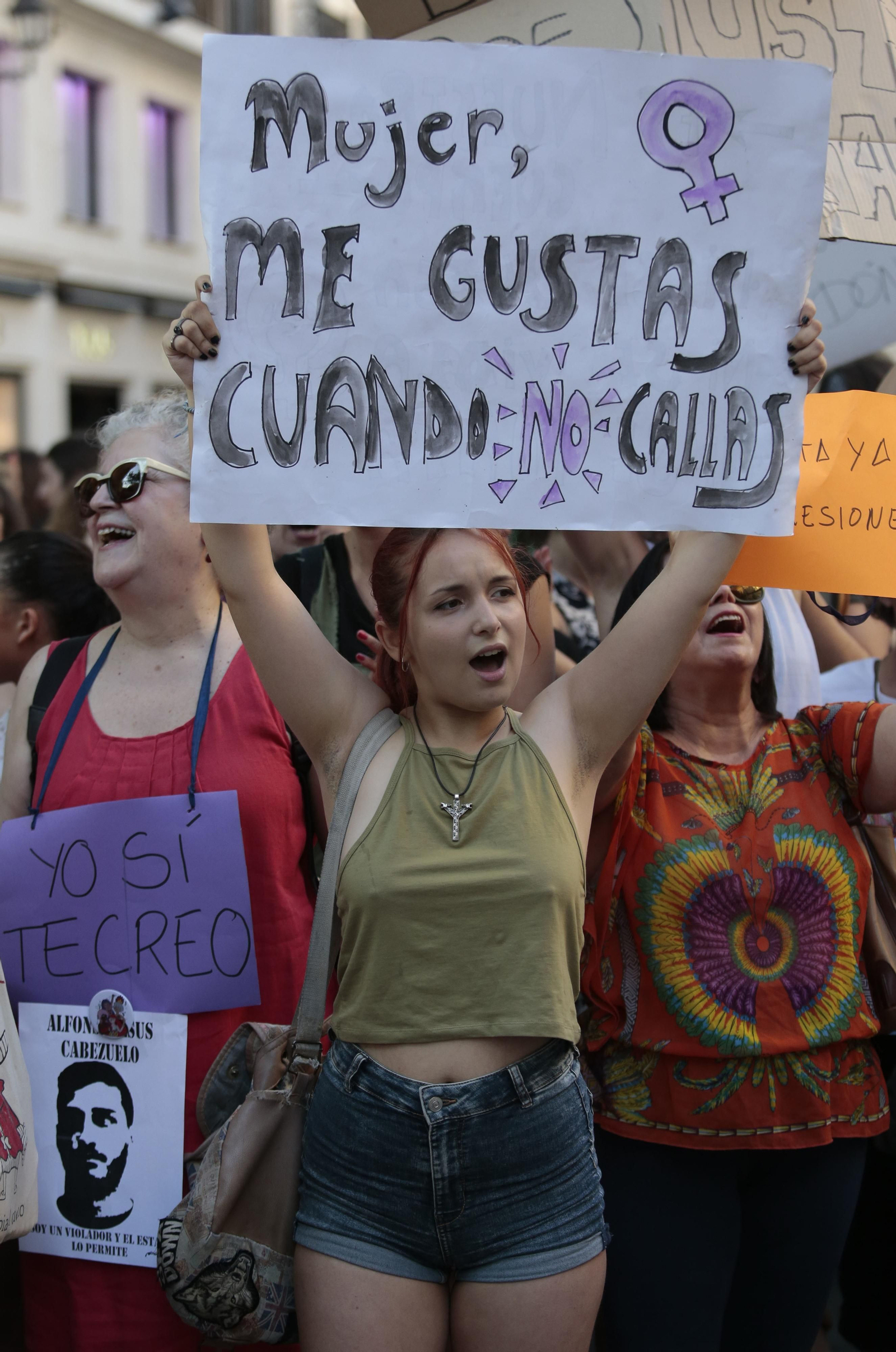Manifestación contra la libertad de la Manada en Sevilla
