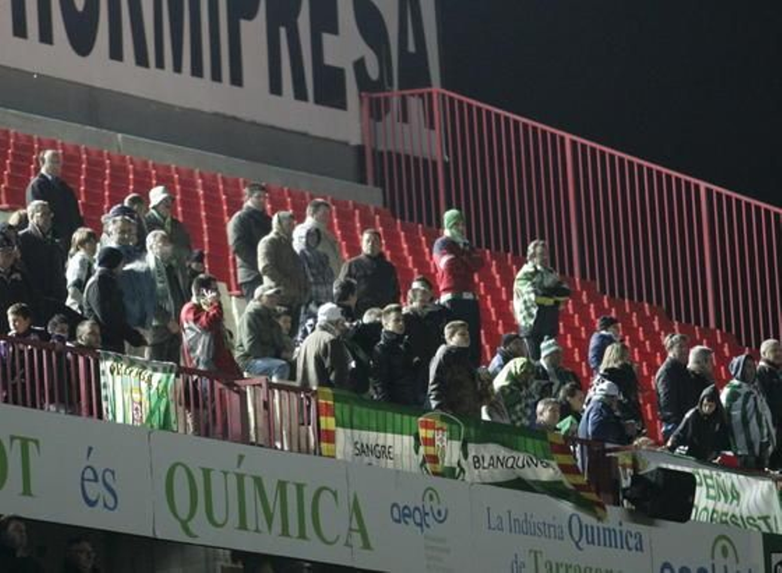 El Córdoba empata ante Tarragona pese a acabar con uno menos (0-0). / LOF