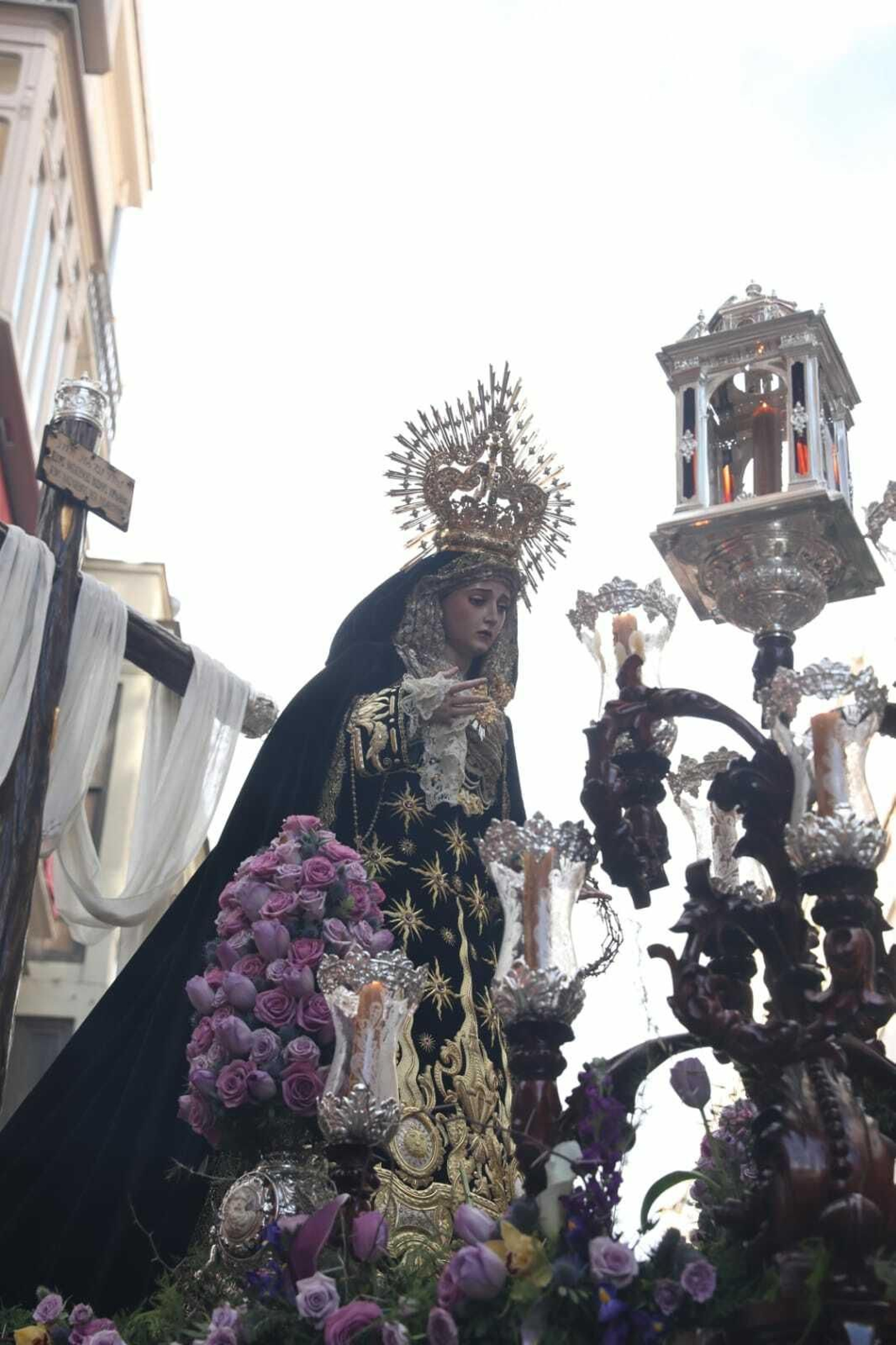 Las fotos de Santa Cruz en el Jueves Santo en Málaga Las fotos de Santa Cruz en el Jueves Santo en Málaga
