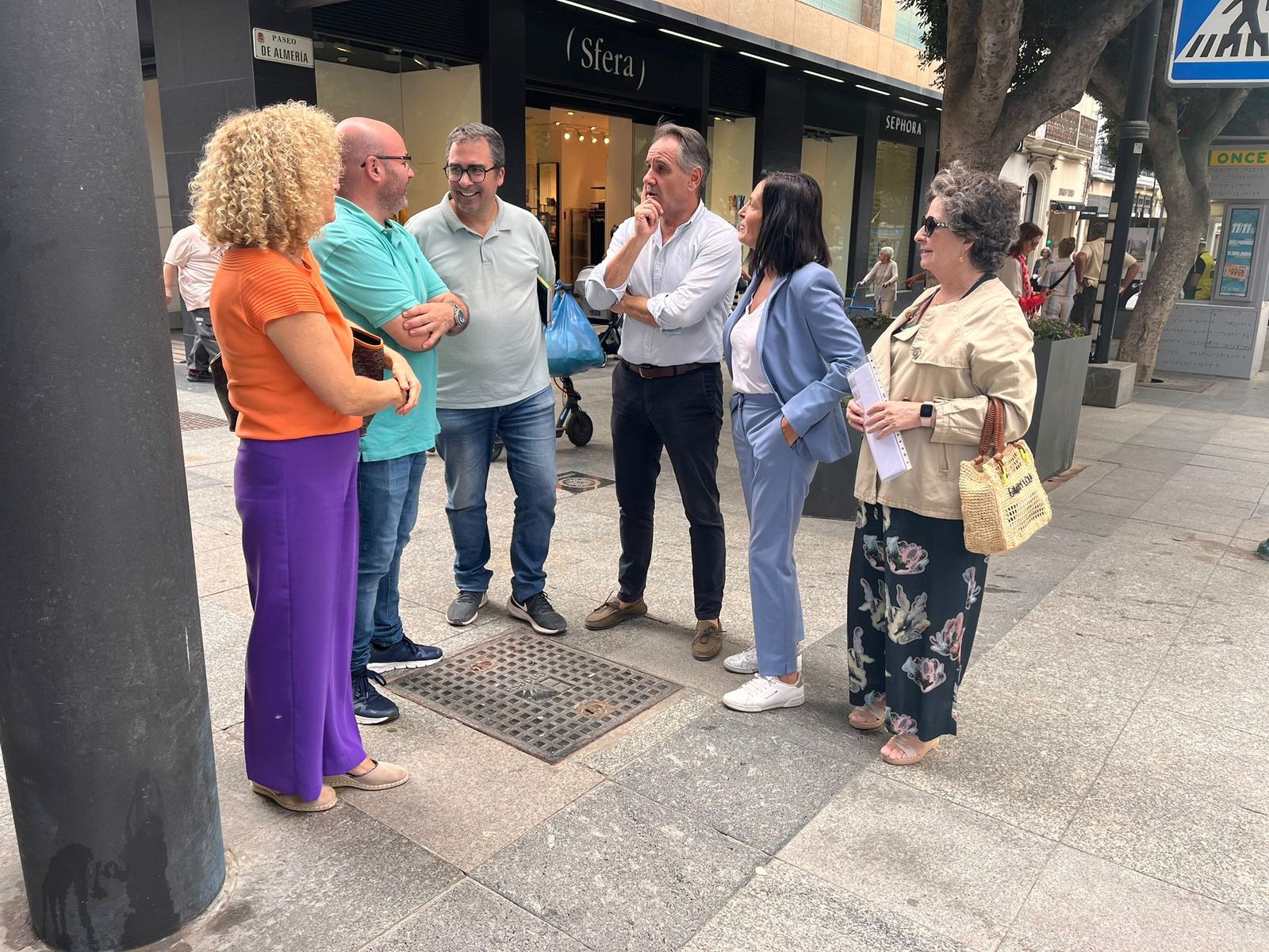 Segura con los representantes de los colectivos afectados