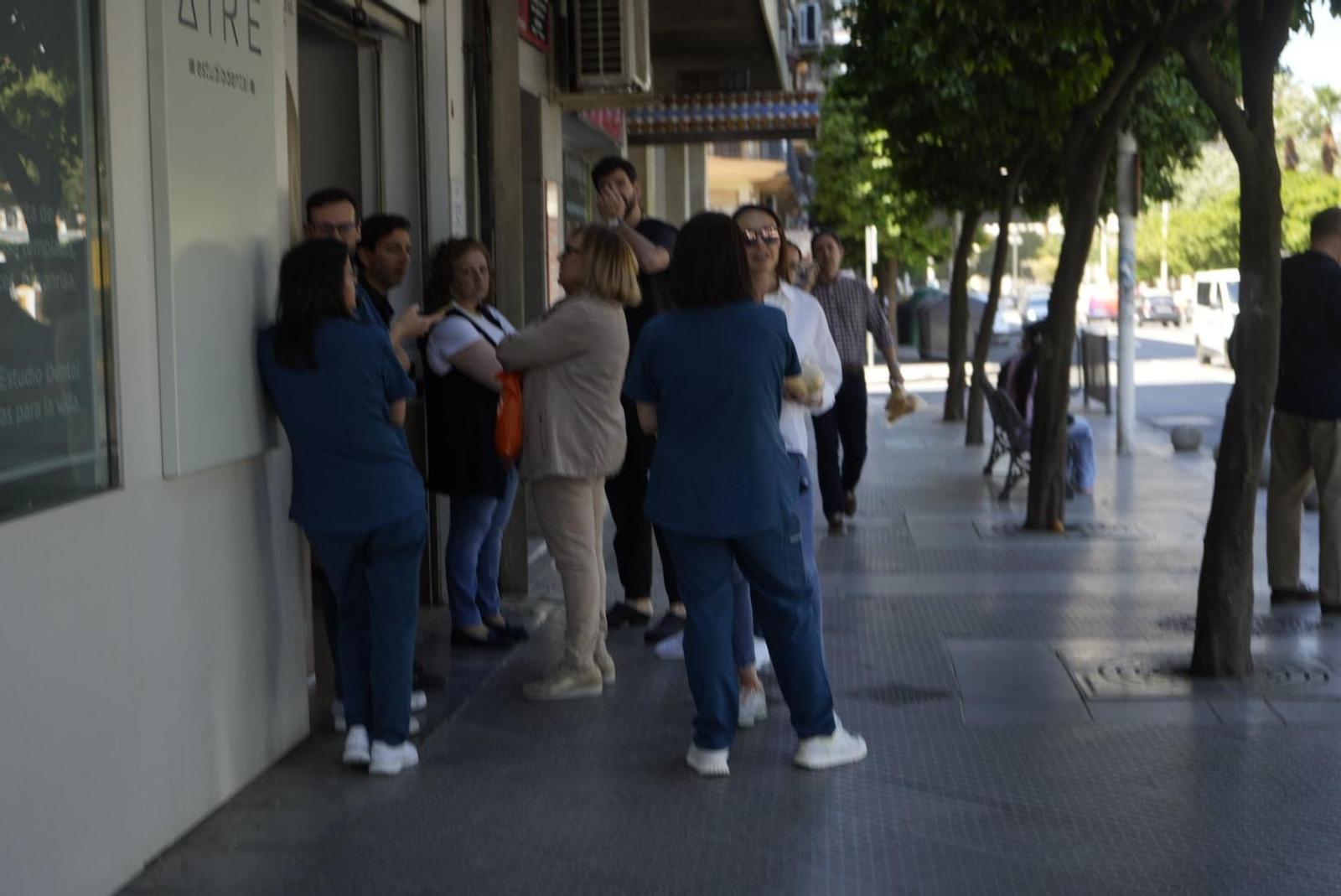 Así se vivió el apagón en las calles de Huelva, en imágenes