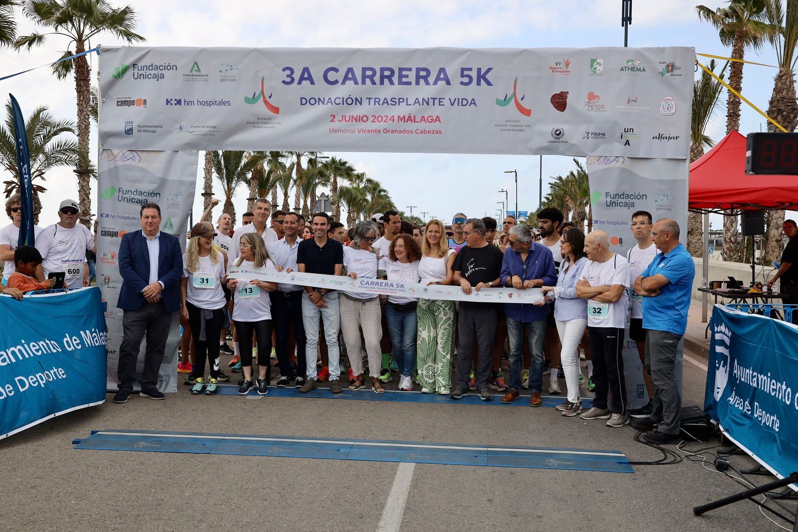 Las fotos de la 3ª carrera solidaria Memorial Vicente Granados en Málaga