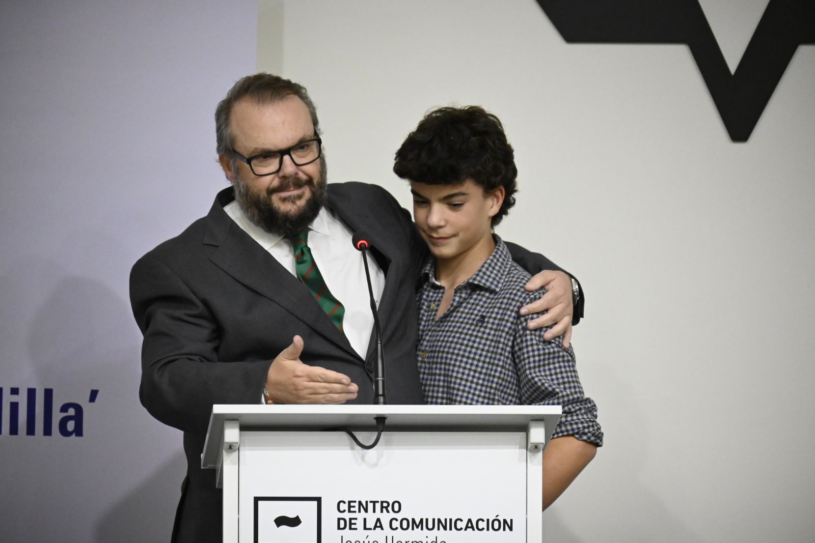 Las imágenes de la entrega del premio Ángel Serradilla 2024 en Huelva