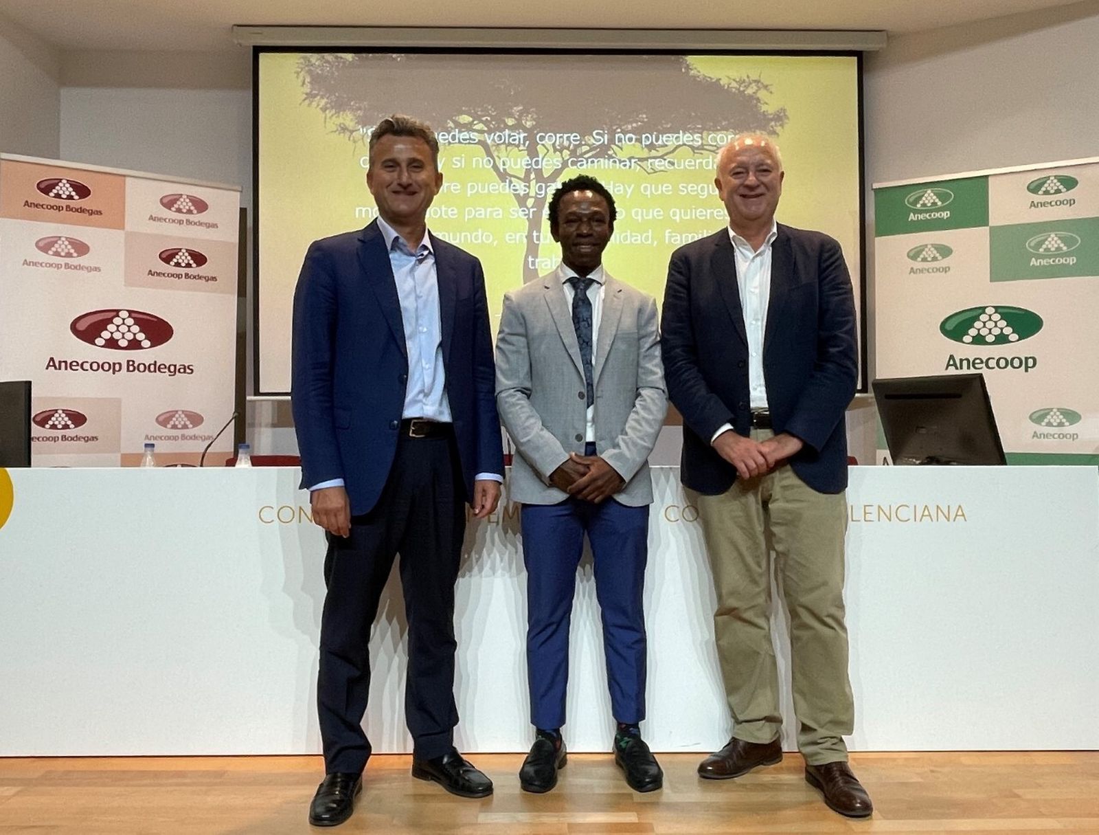 Alejandro Monzón, Ousman Umar y Joan Mir