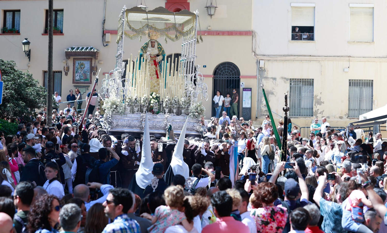 Dulce Nombre en el Domingo de Ramos en Málaga, en fotos