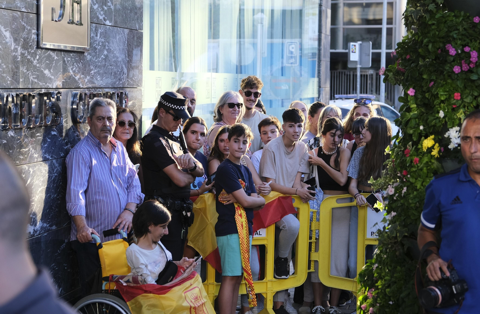 Las mejores fotografías de las campeonas del mundo a su llegada a Córdoba