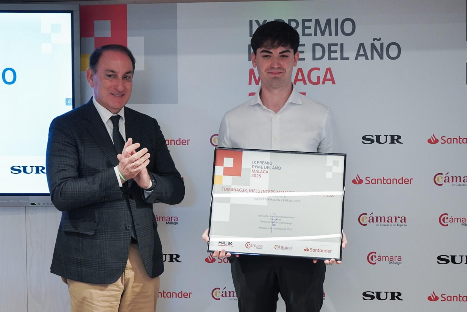 Vicente Mirasol Villalobos, CEO de Tumanag3r, durante la entrega del Premio Pyme del año