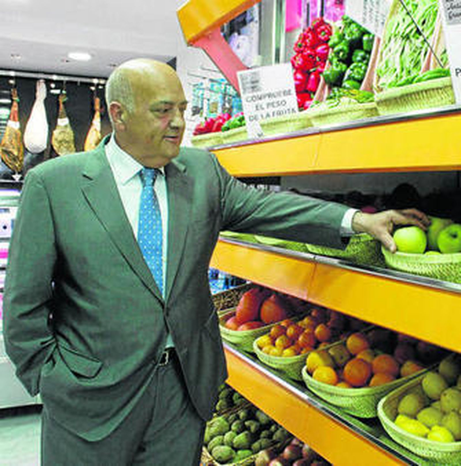 Jesús Santos es el artífice de este supermercado ecológico.
