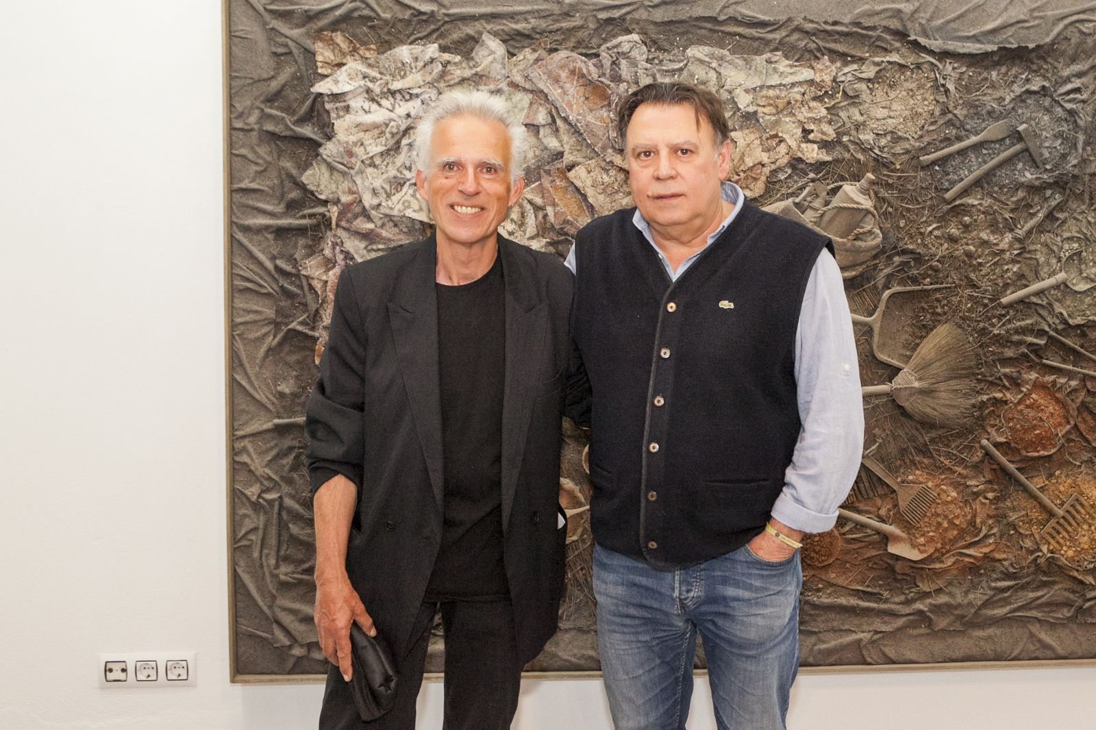 Wolfgang Berus Artelucia, con el alcalde Francisco Párraga, durante la muestra  'A vista de pájaro', en 2019