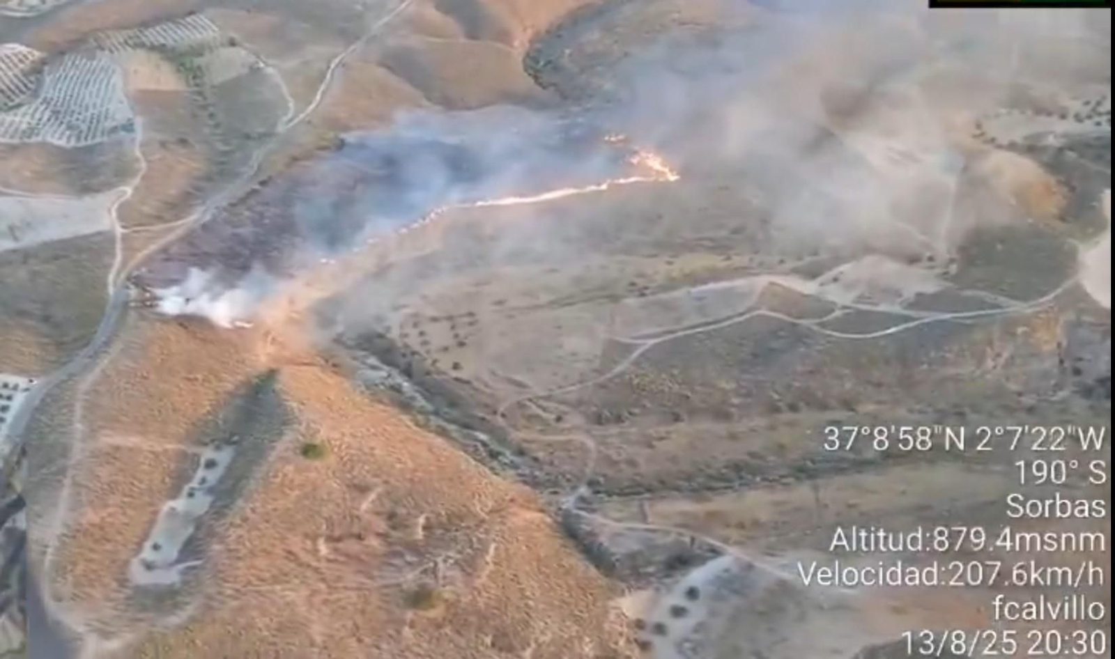 Vista aérea del incendio declarado esta tarde en Sorbas.