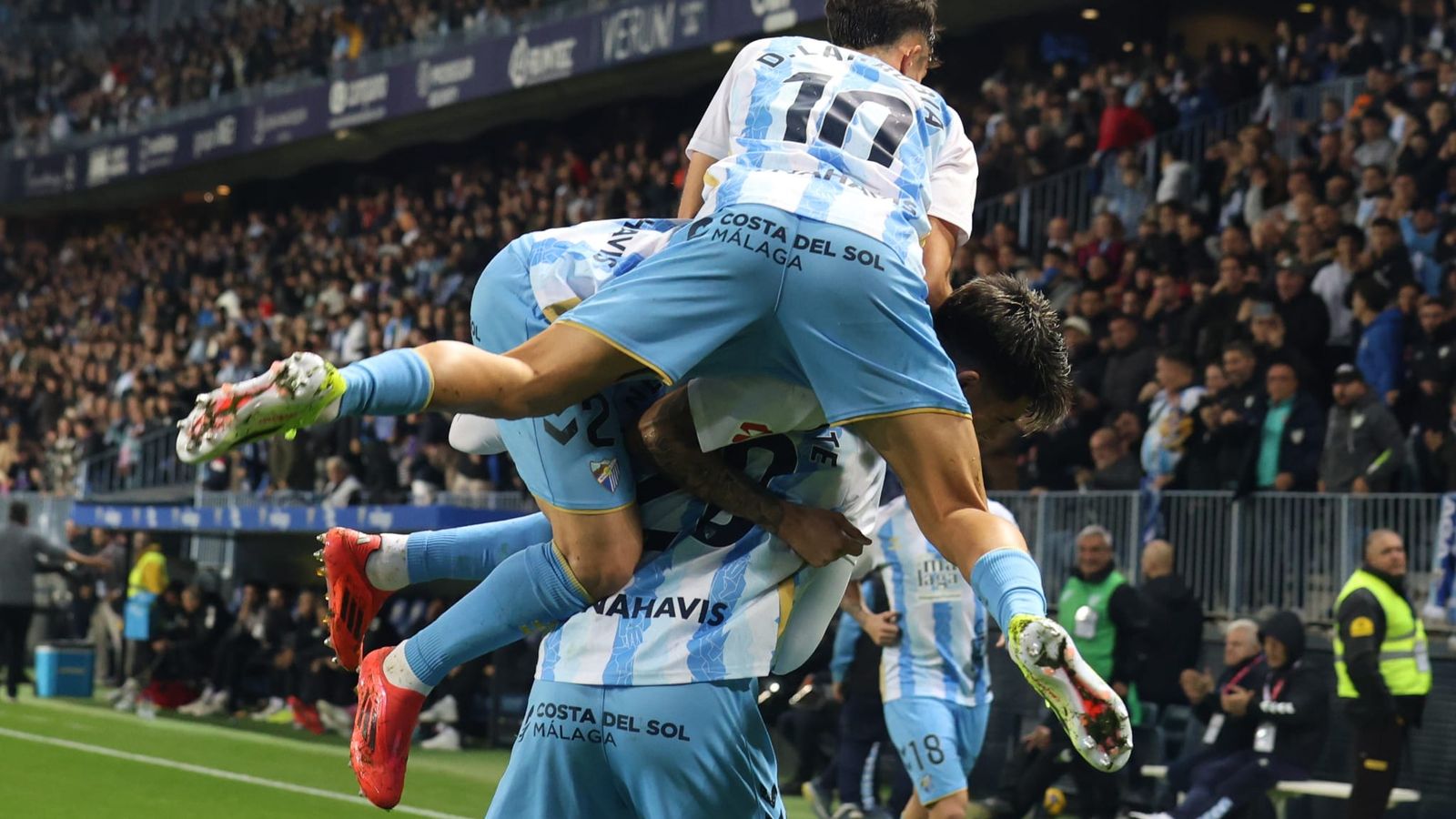 El Málaga CF-Eldense, en fotos