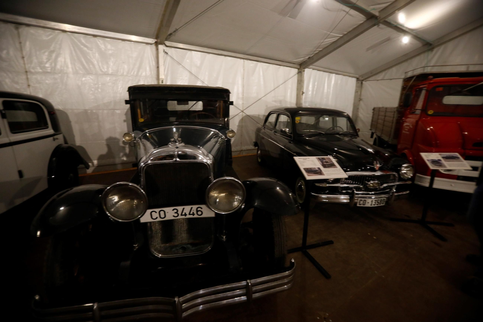 Un paseo en imágenes por la Exposición de la Historia del Automovilismo en Córdoba