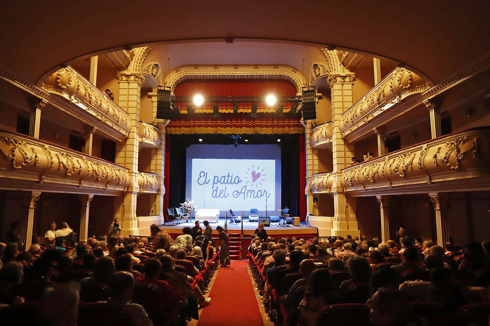 Presentación del proyecto  'Patio del Amor' en el Gran Teatro.