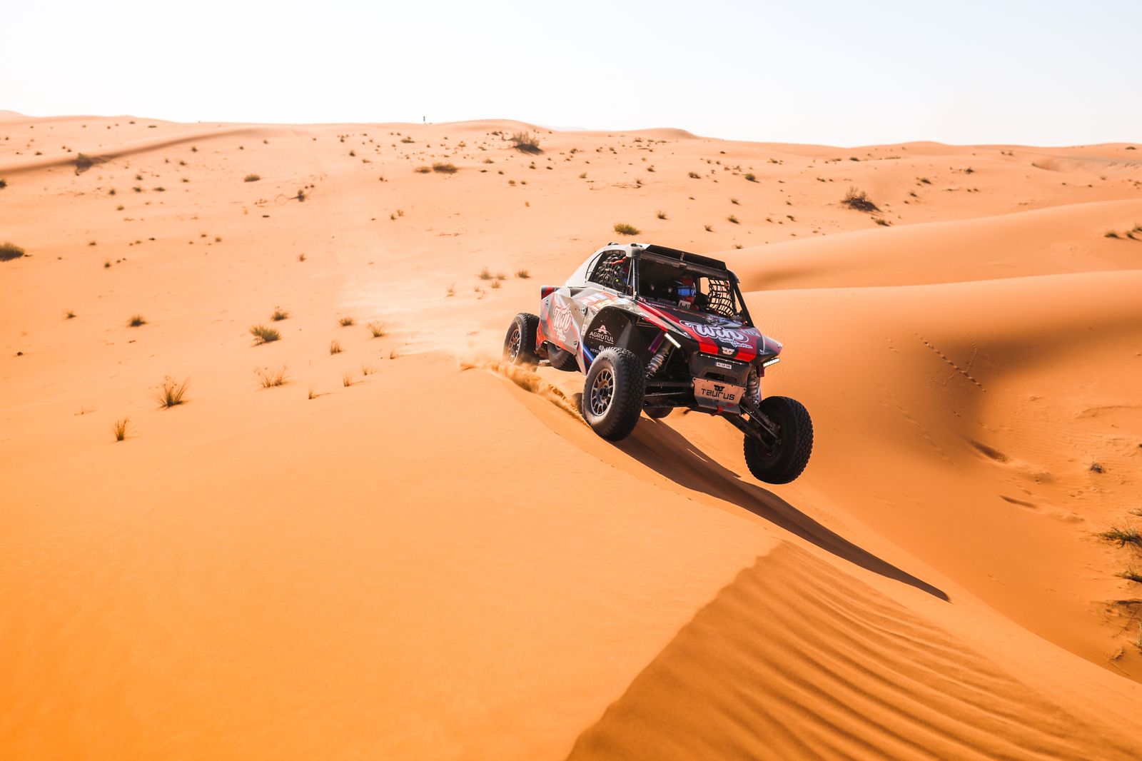 Las espectaculares imágenes del Dakar por las dunas