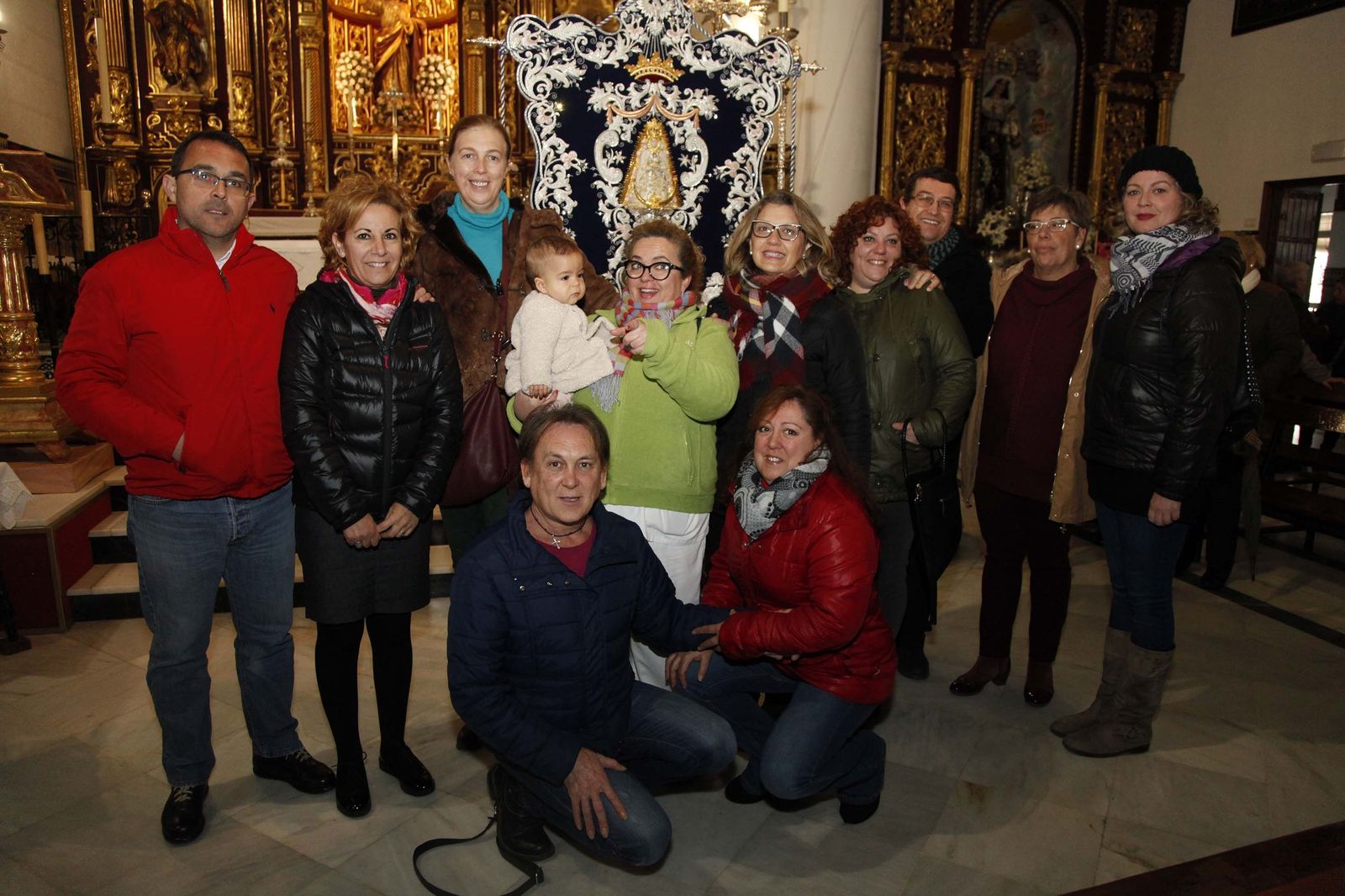 Parte de la junta de gobierno de la hermandad rociera de Cartaya.