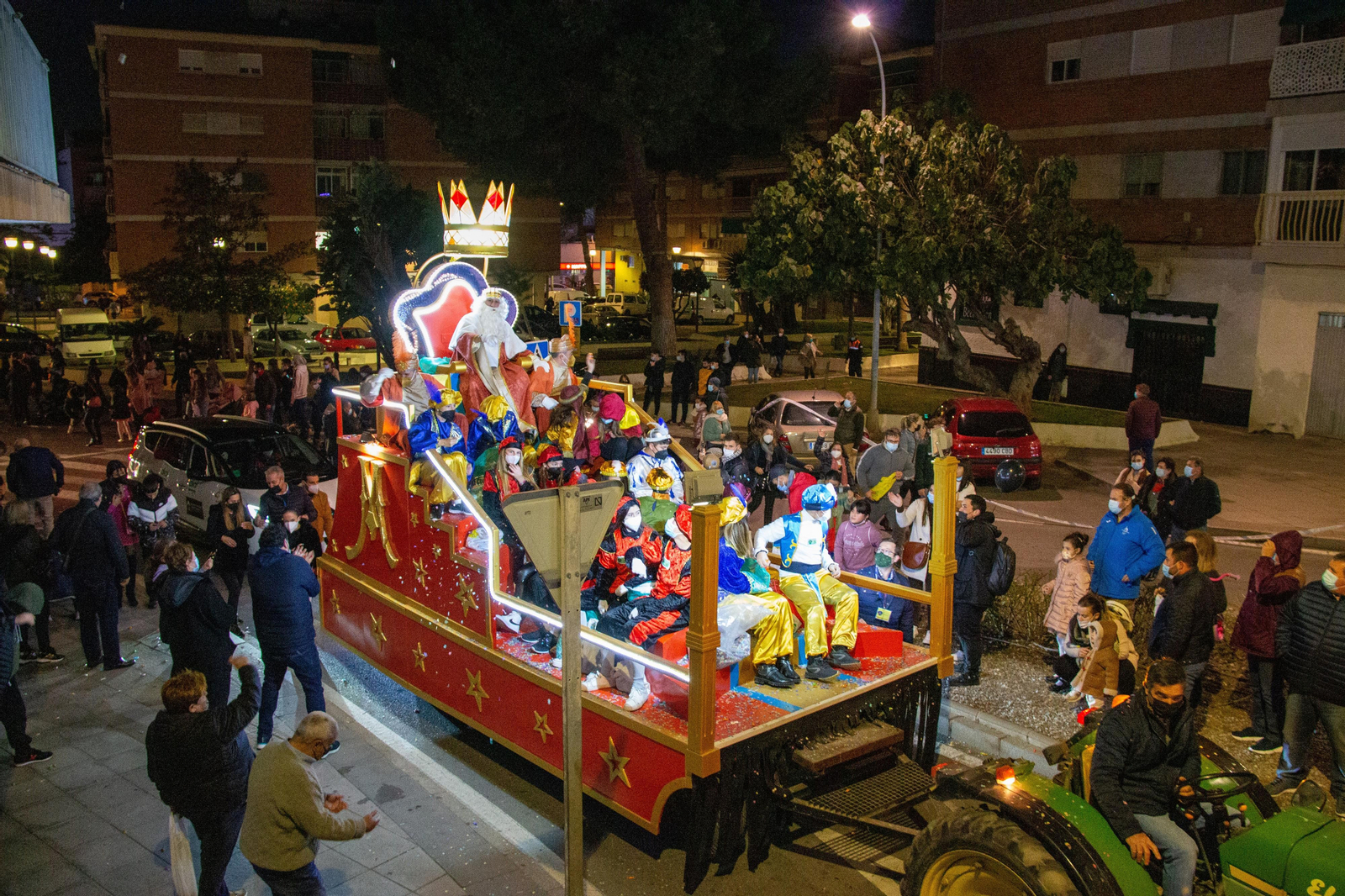 Así ha sido la Cabalgata de Reyes Magos en la provincia de Granada