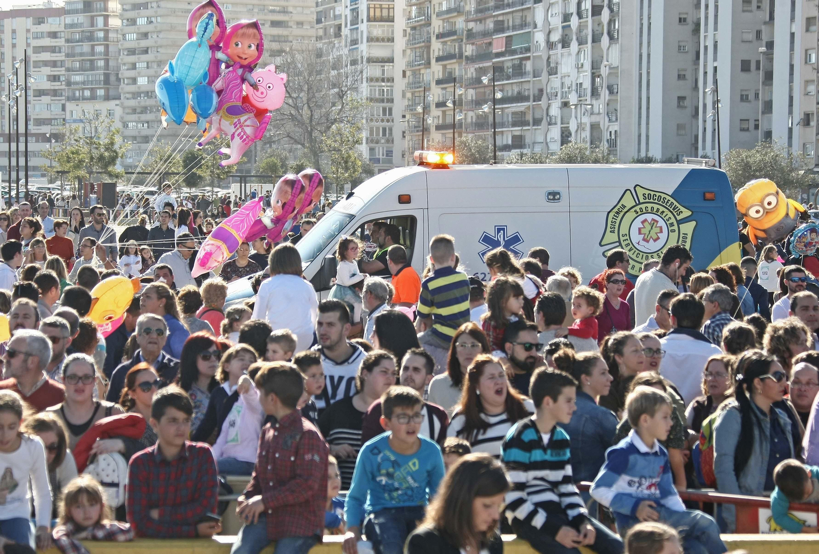 Arrastre de latas en Algeciras