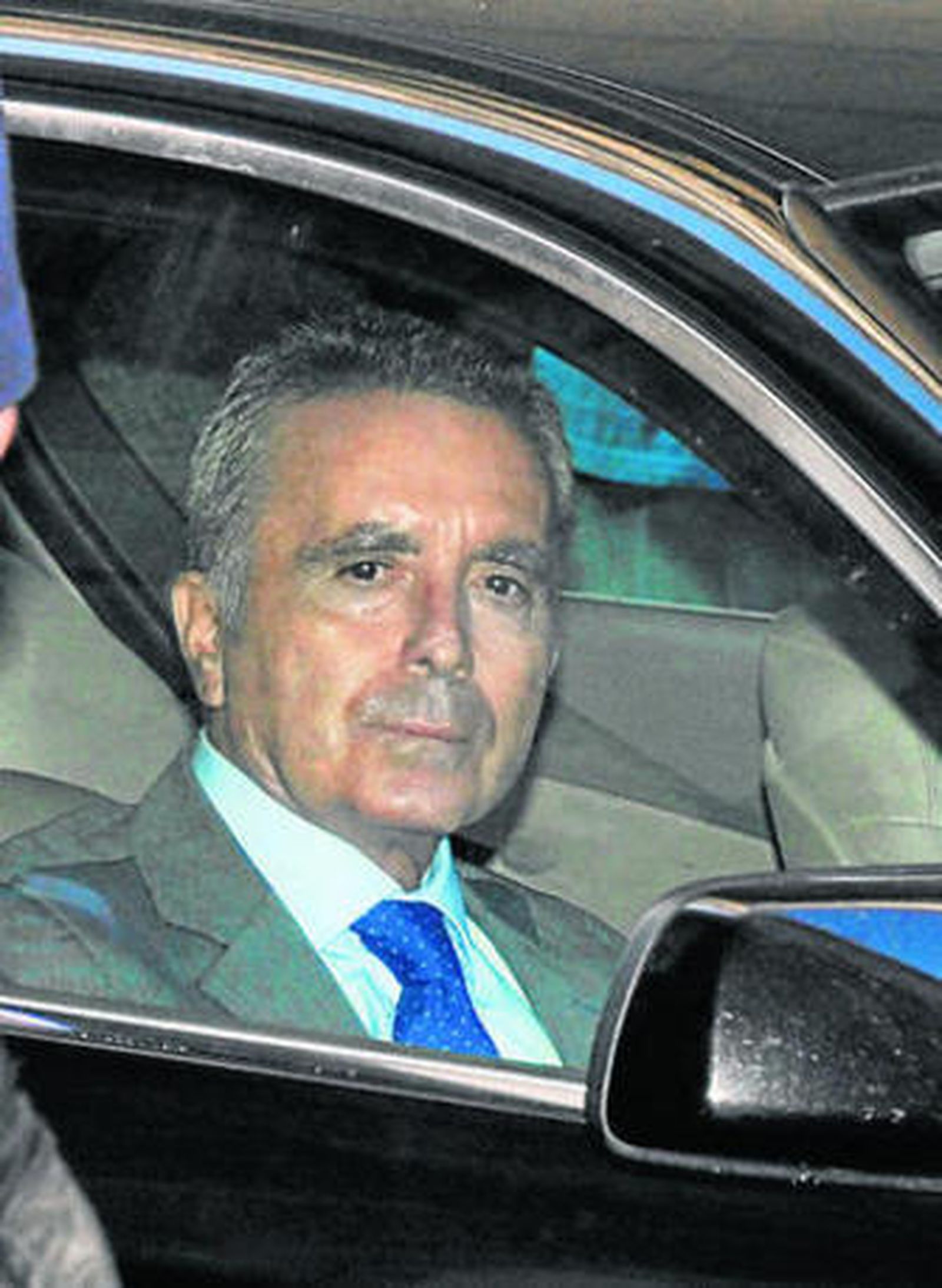 Ortega Cano, en el coche, el día que declaró ante el juez.