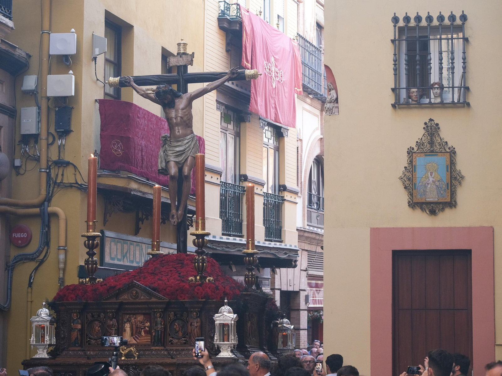 Salida procesional 450 años del Cristo de Burgos