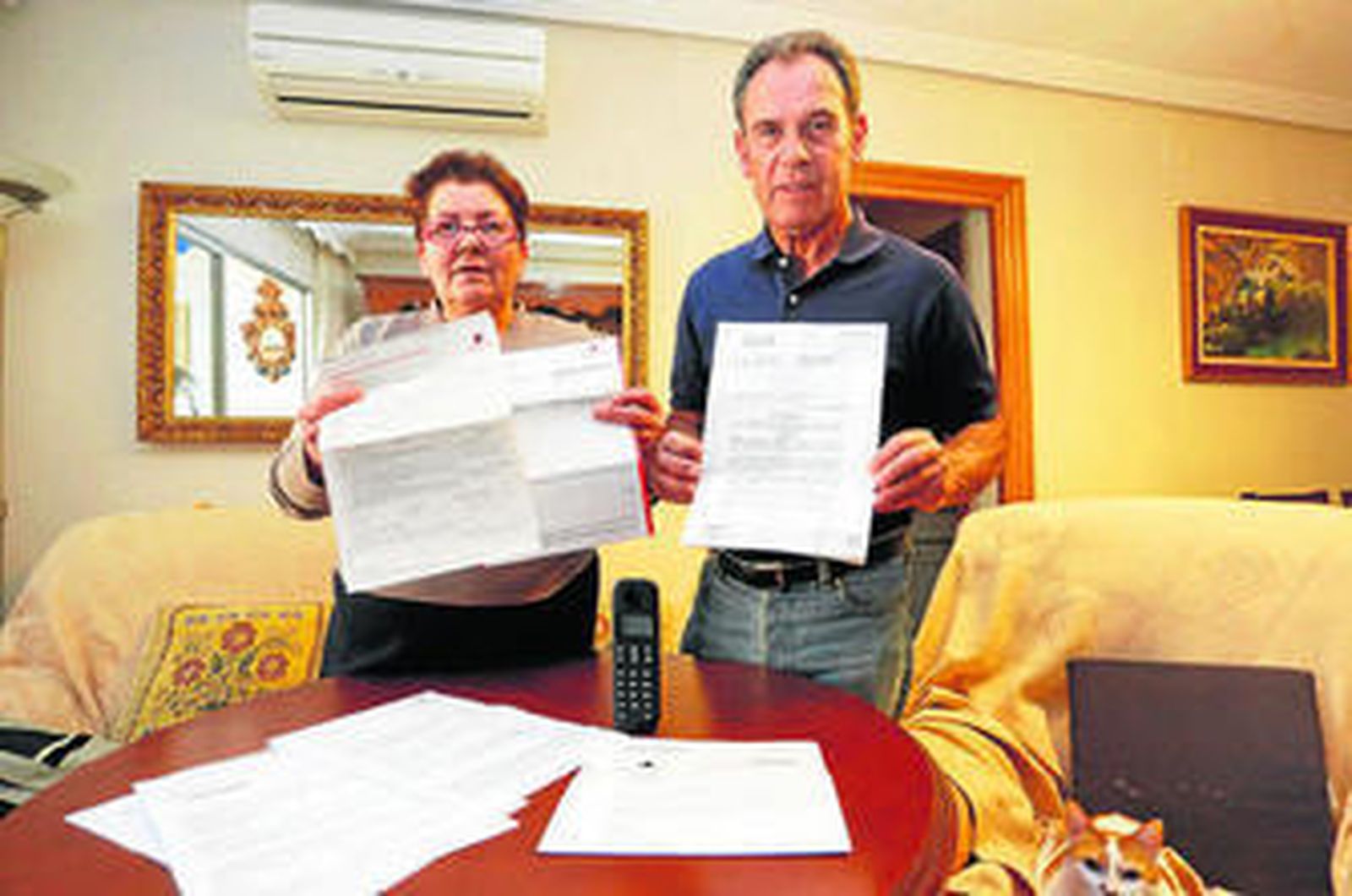 Rosa Artacho y su marido, José Velasco, ayer.