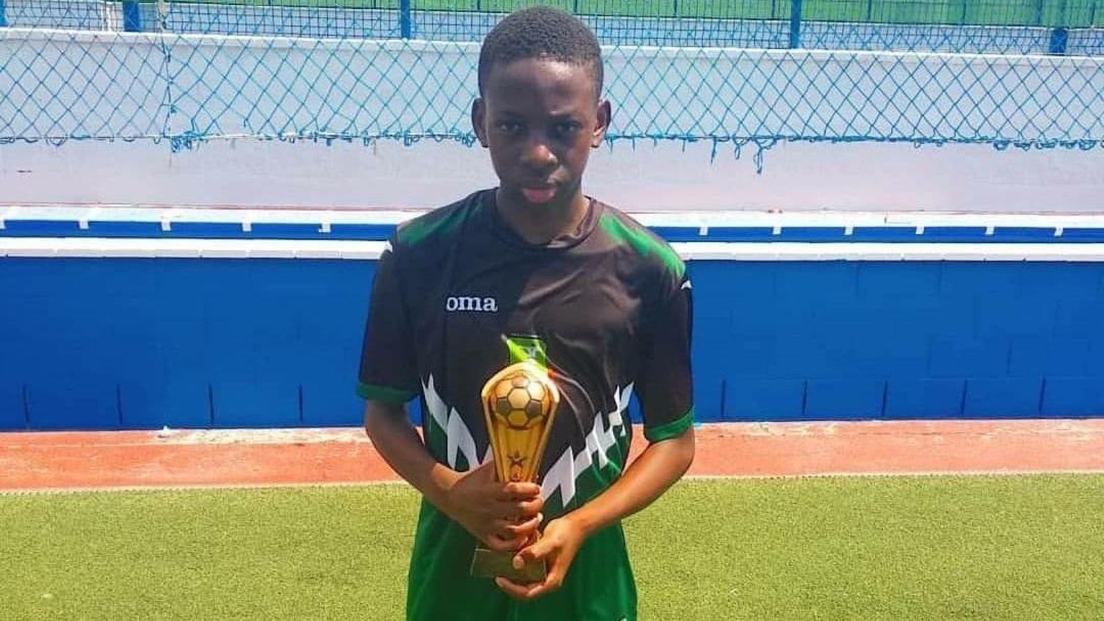 Daniel Okafor, con el Esteponense.