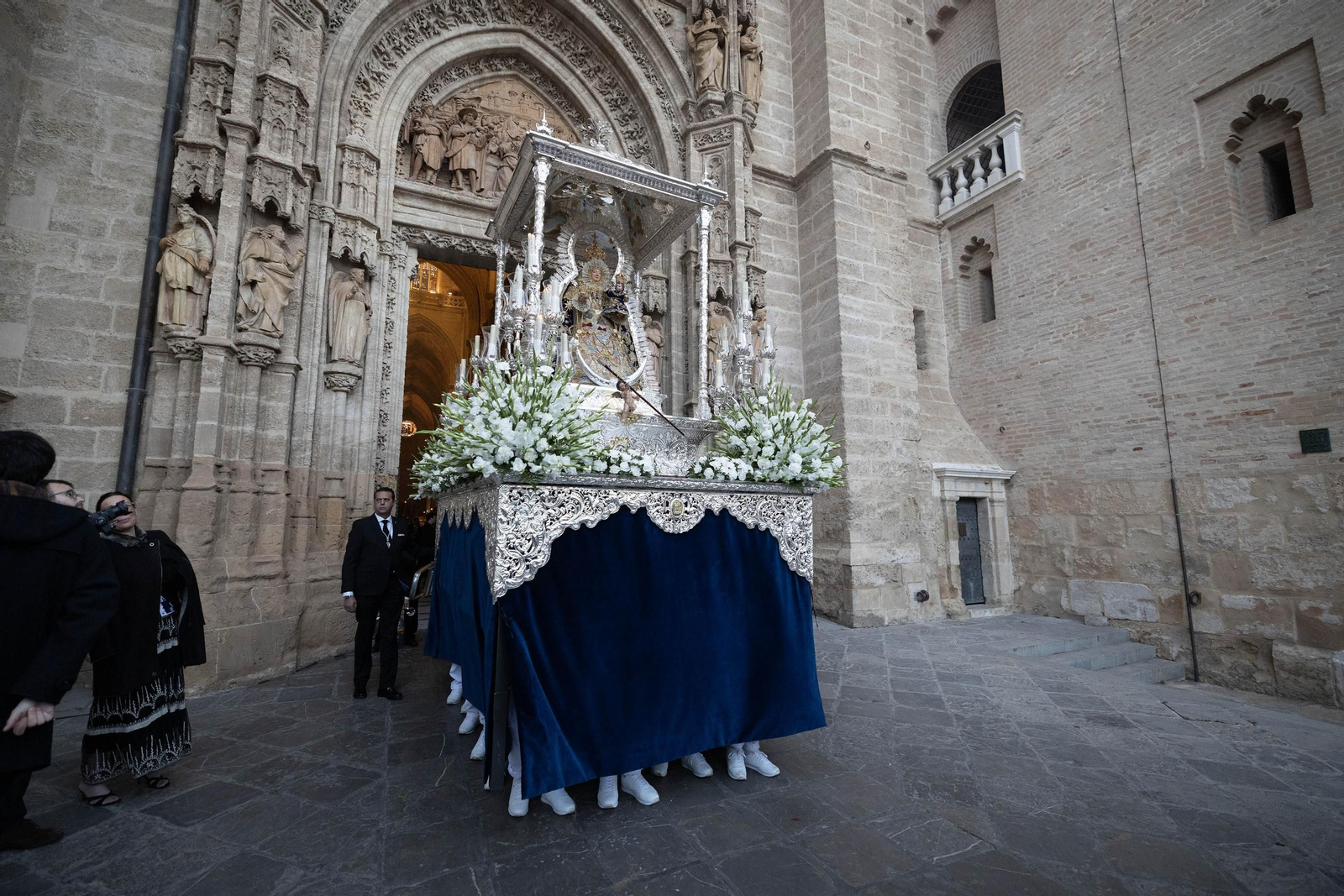La procesión Magna desde la Catedral, todas las fotos
