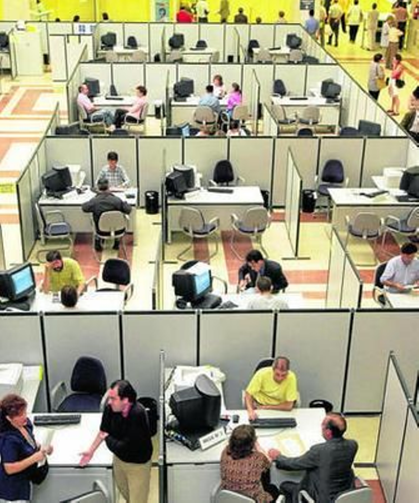 Interior de una delegación de Hacienda.