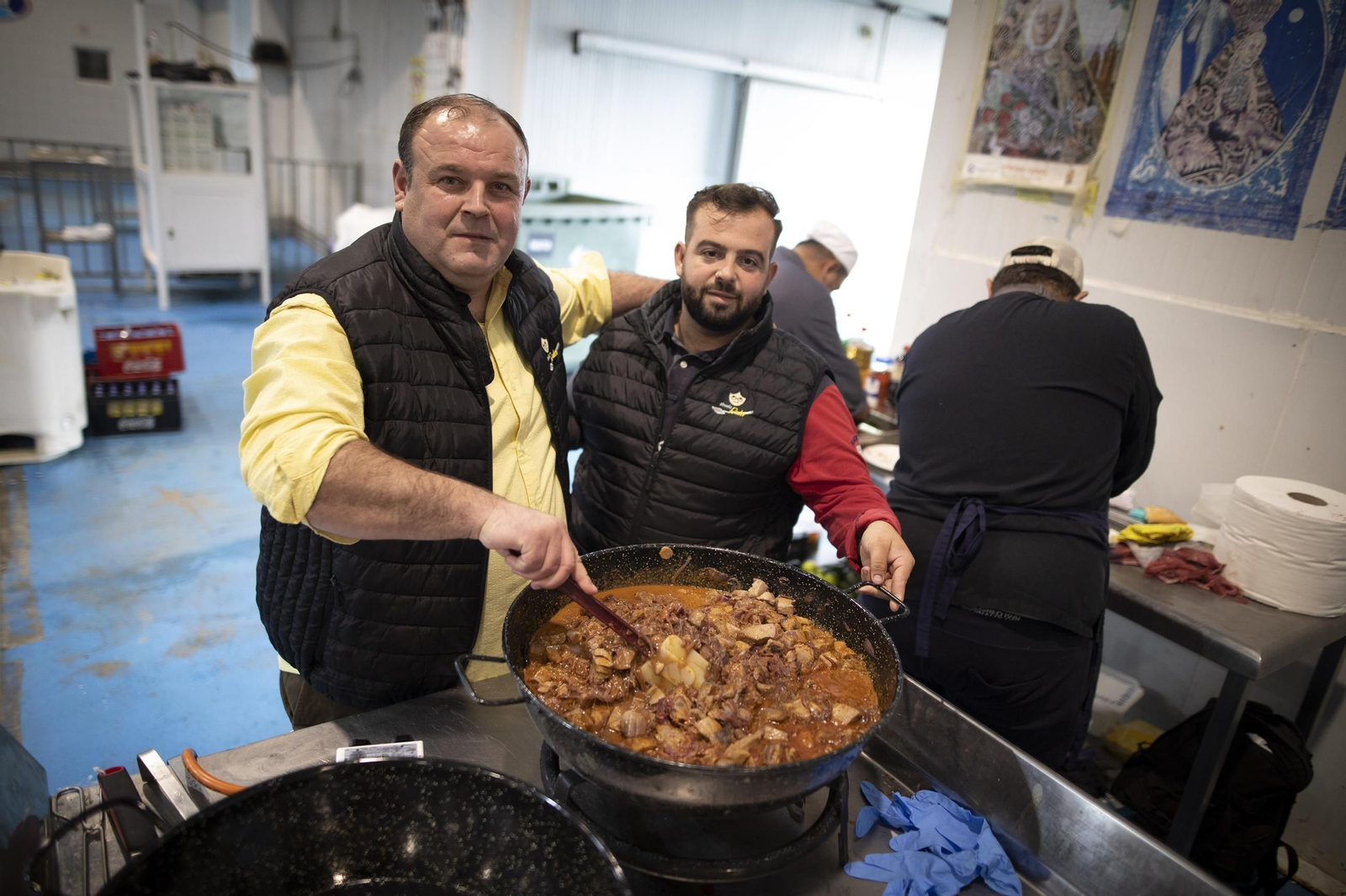 Venir, ver y comprar: las imágenes del ronqueo del atún en Granada