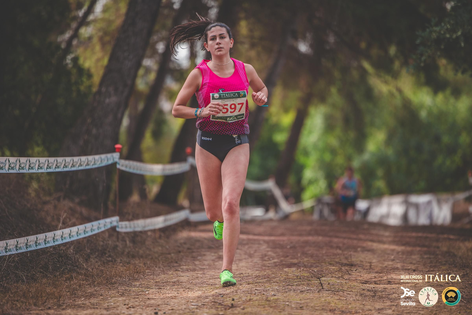 Búscate en las fotos del Cross de Itálica 2025 | 4