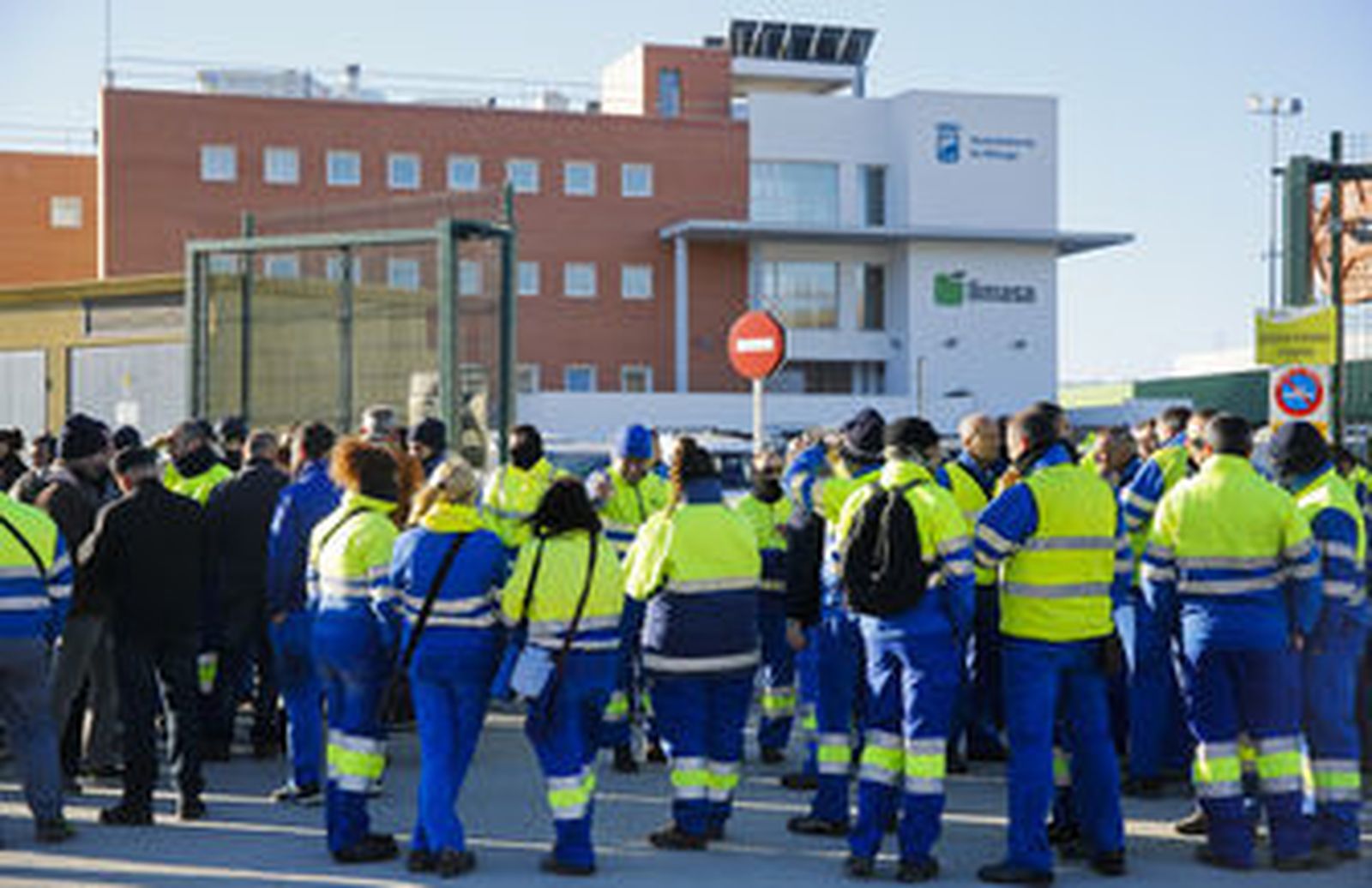 De la Torre dice que la Junta ha hecho "daño" en relación a la huelga indefinida de basura